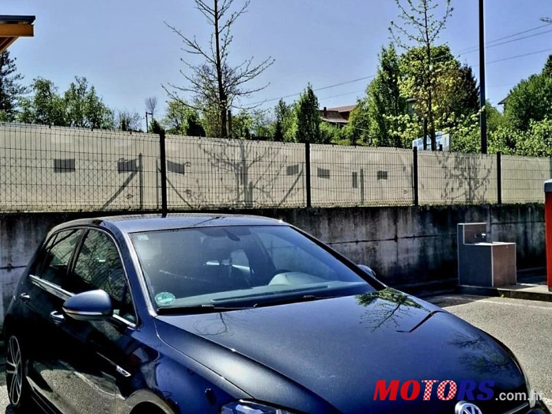 2016' Volkswagen Golf VII 2,0 Bmt photo #3