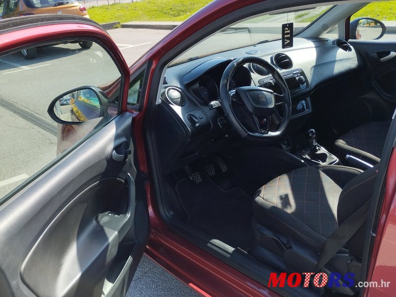 2010' SEAT Ibiza photo #4