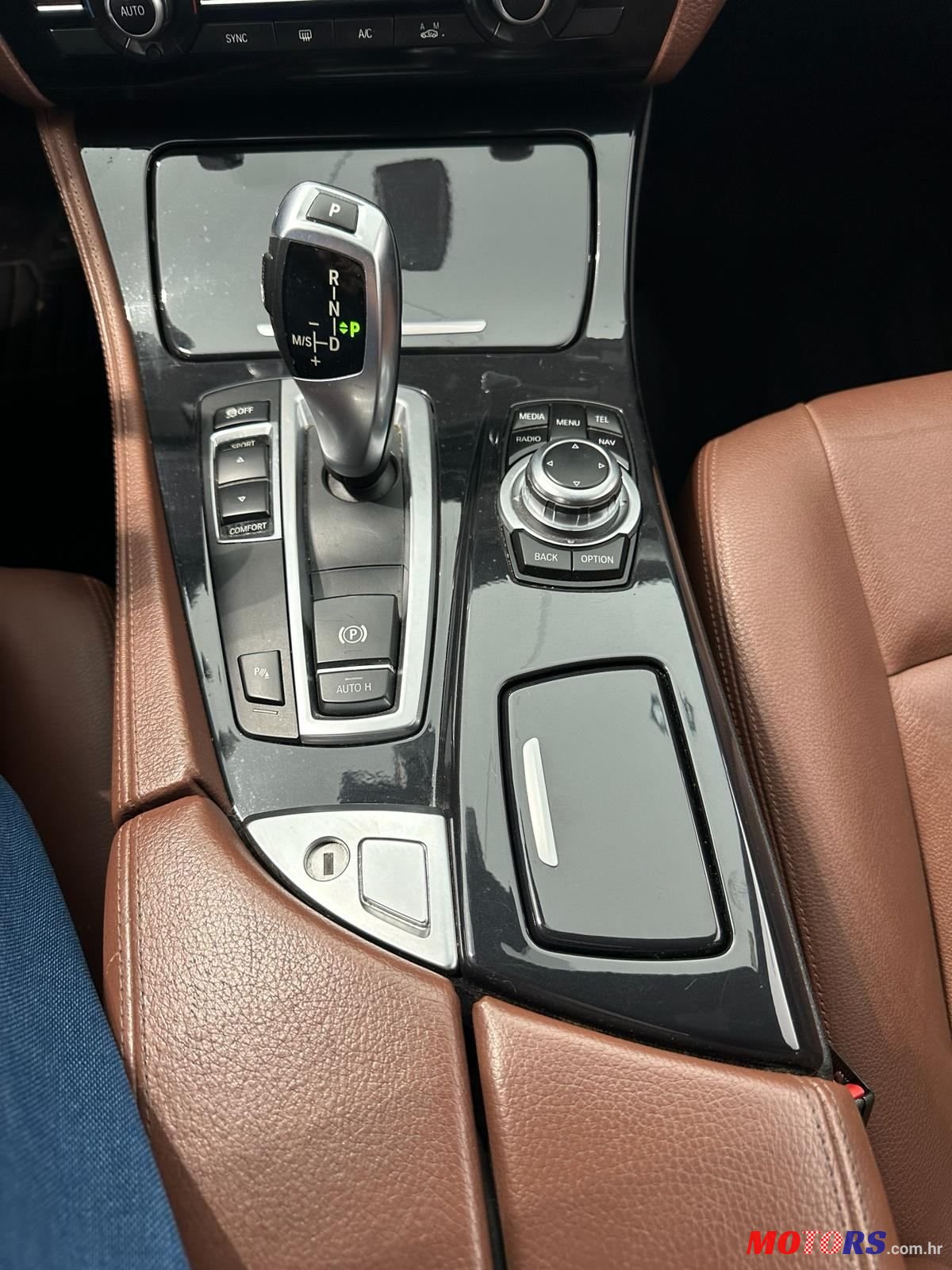 2016' BMW Serija 5 518D photo #4