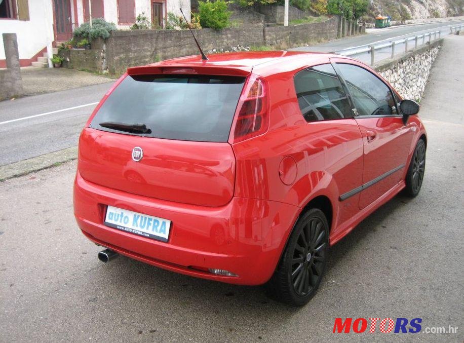 2006' Fiat Grande Punto 1,3 Multijet 16V photo #3