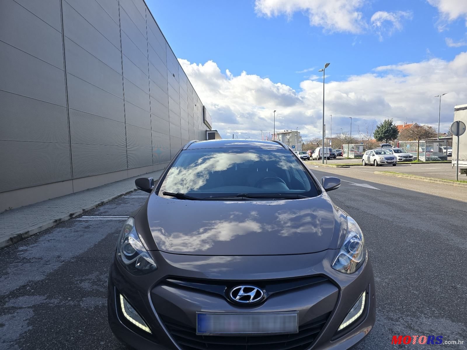 2014' Hyundai i30 Cw 1,6 Crdi photo #2