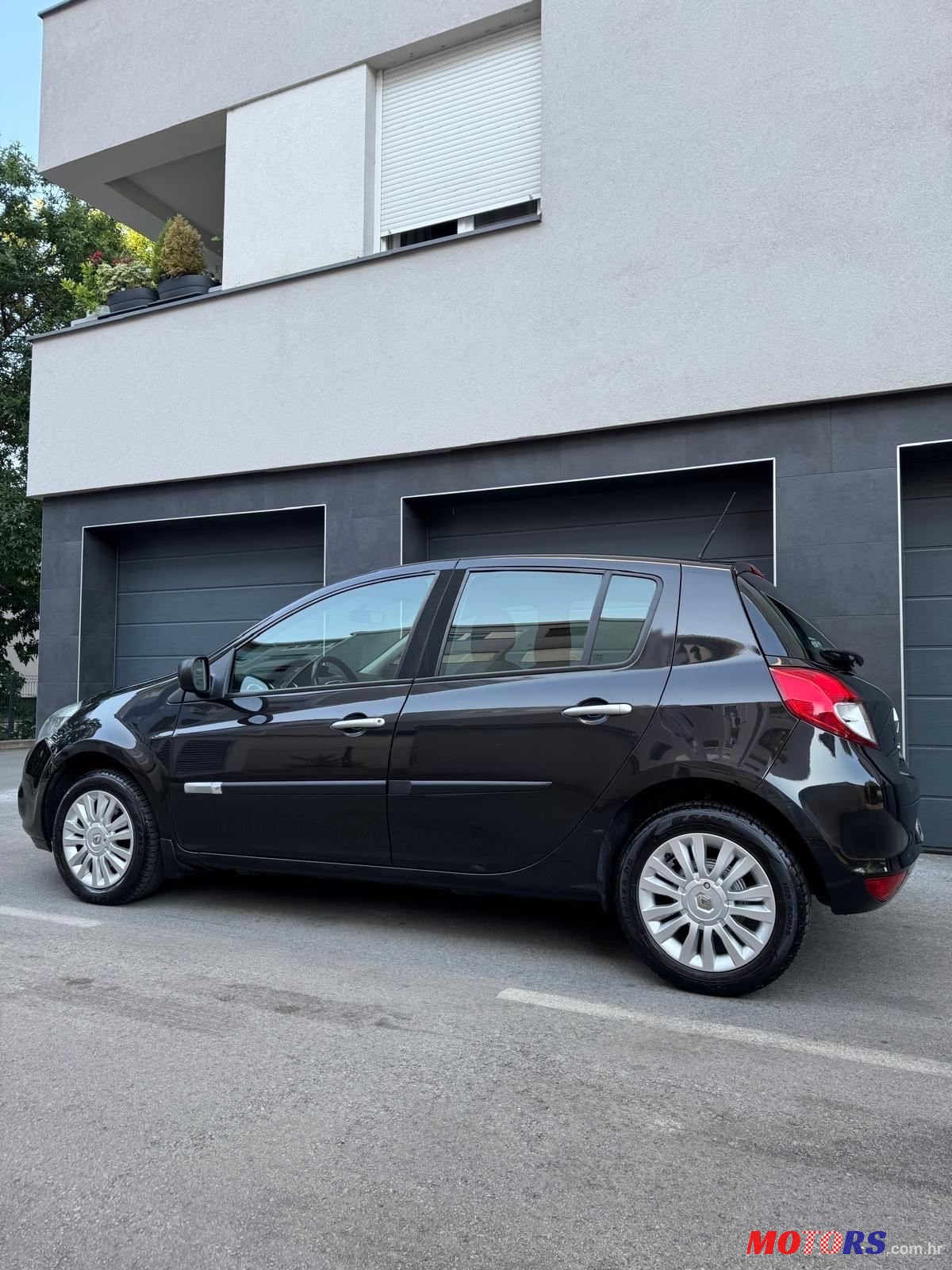 2012' Renault Clio 1,2 photo #2