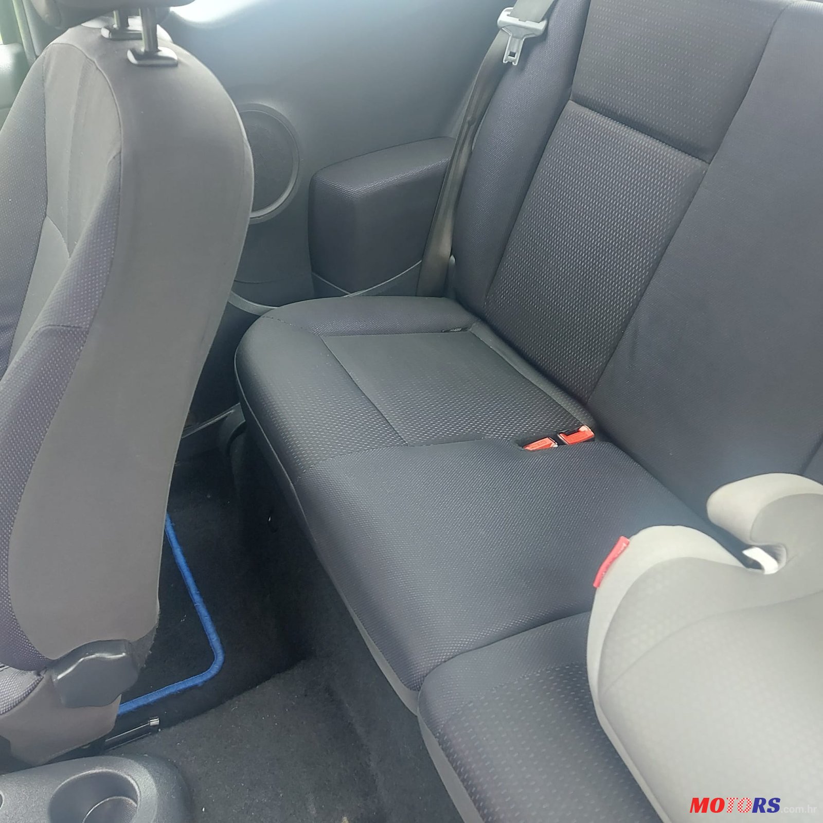 2007' Renault Clio photo #7