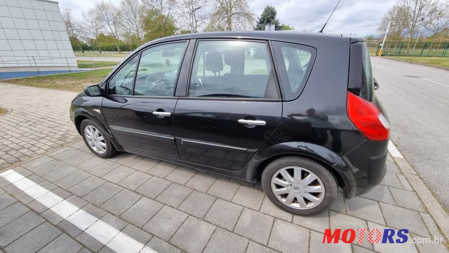 2008' Renault Scenic 1,5 Dci photo #2