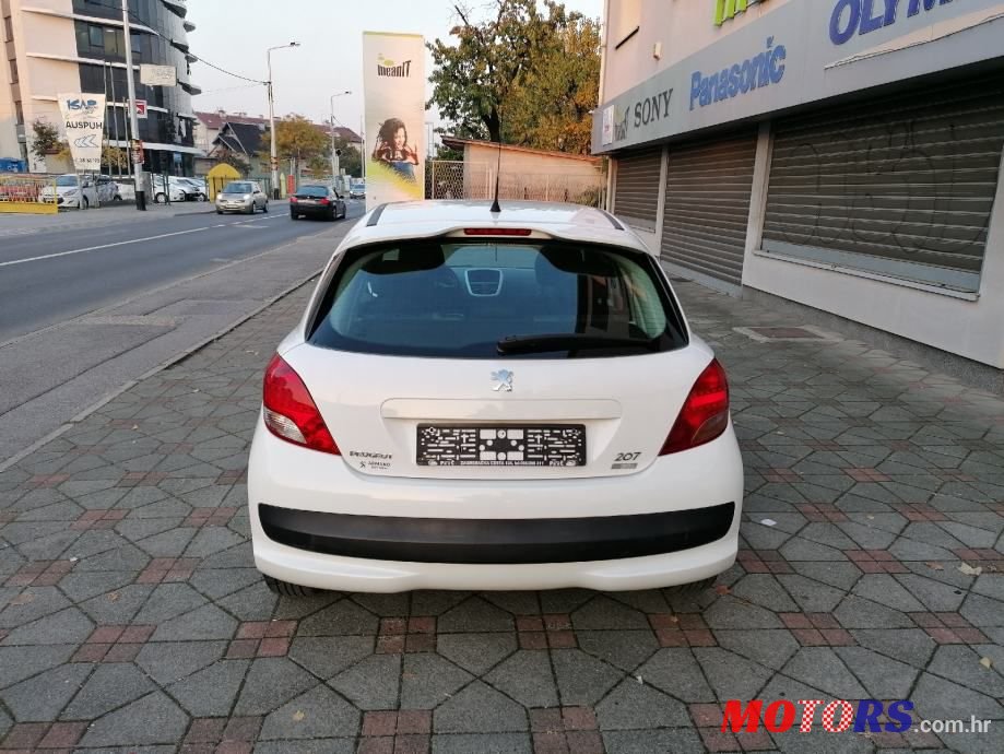 2011' Peugeot 207 1,6 Hdi photo #5