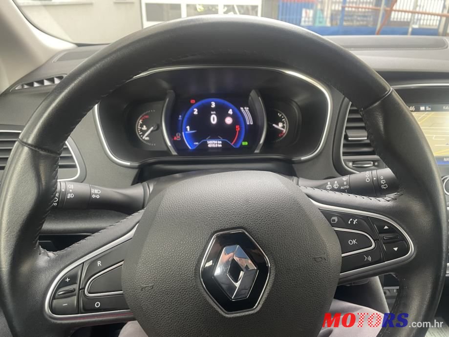 2019' Renault Megane Grandtour photo #3