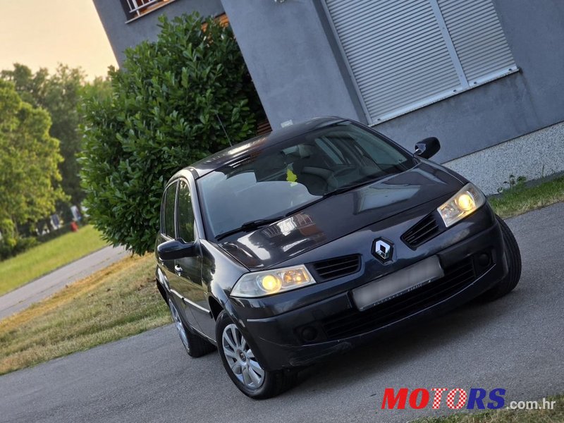 2006' Renault Megane 1,6 16V photo #2