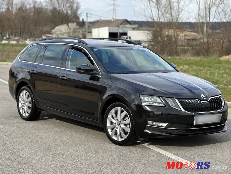 2018' Skoda Octavia Combi photo #3