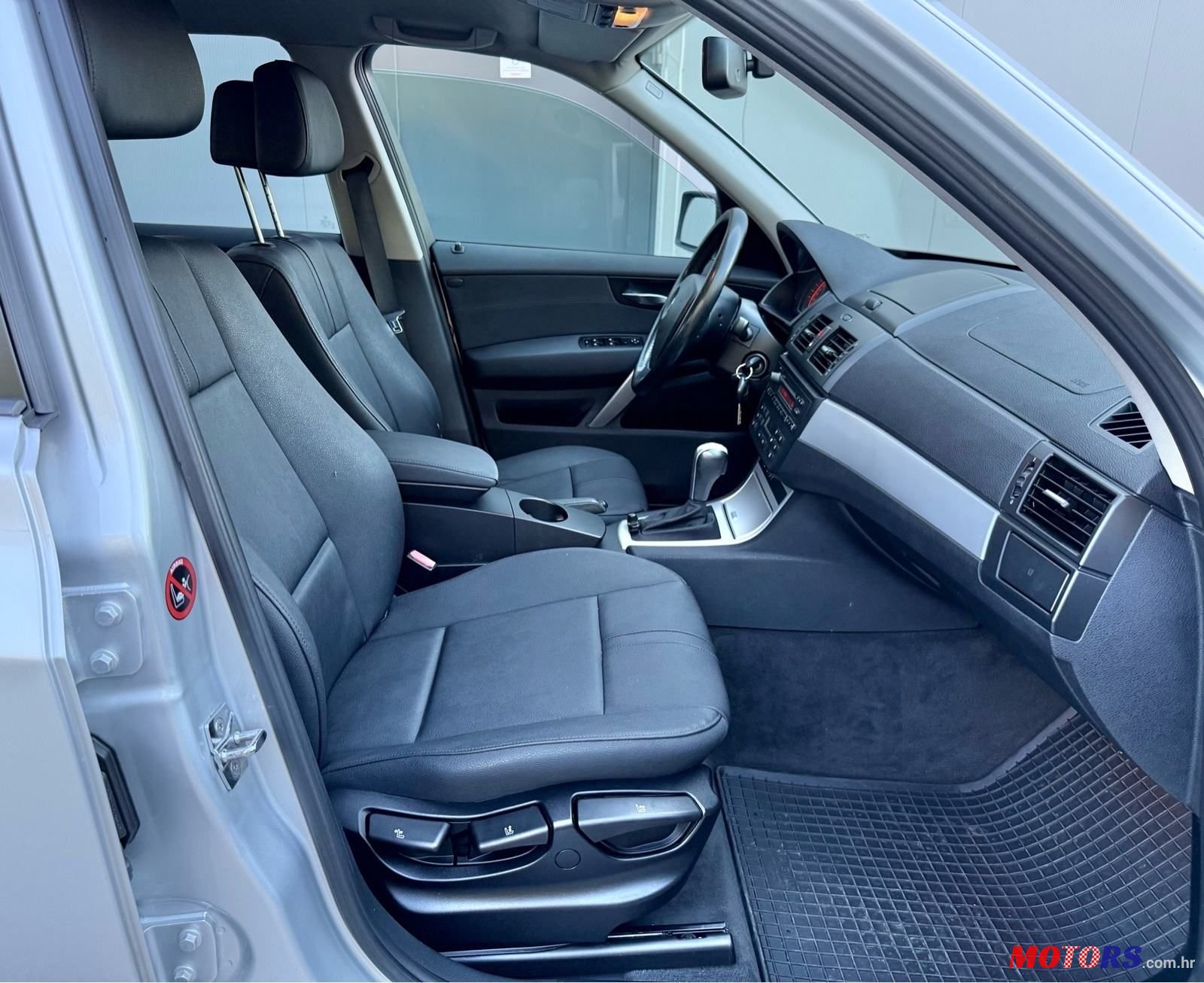 2009' BMW X3 Xdrive20D photo #6