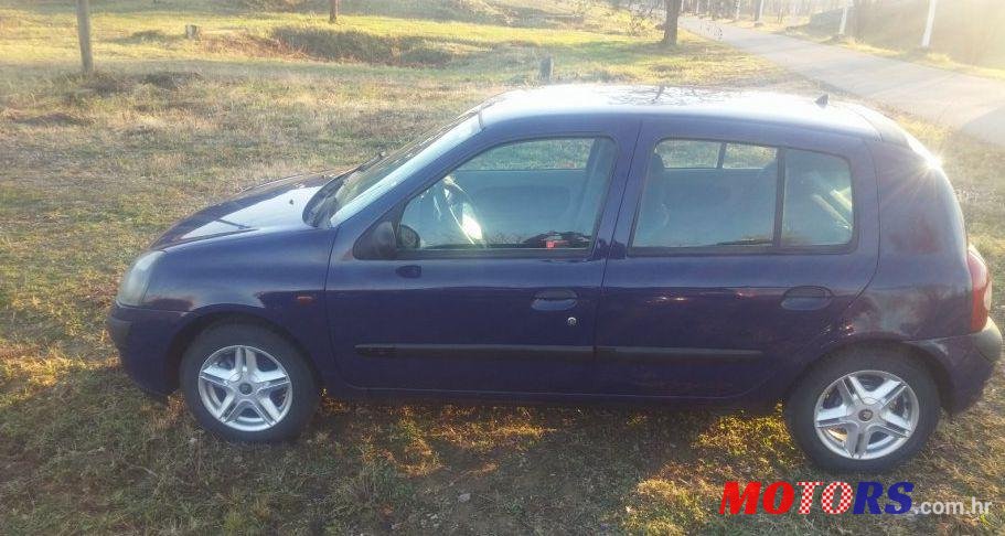2003' Renault Clio 1,2 photo #1