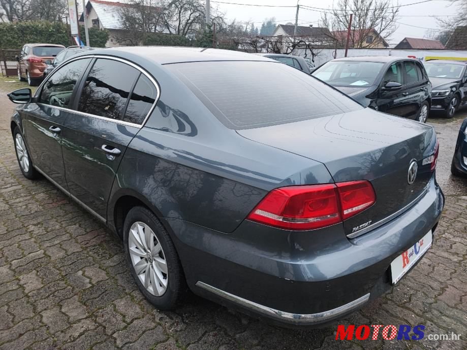 2011' Volkswagen Passat 2,0 Tdi Bmt photo #5