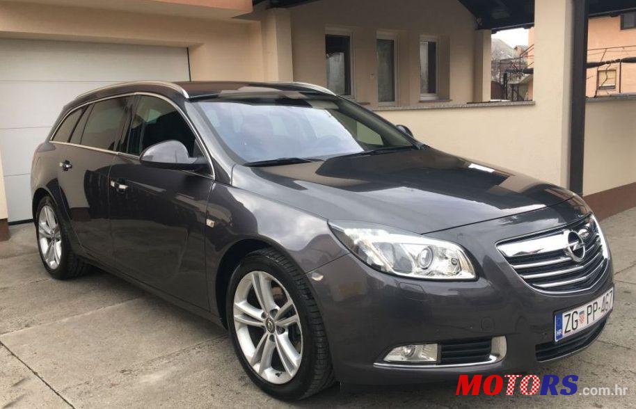 2011' Opel Insignia Karavan 2,0 Cdti photo #2