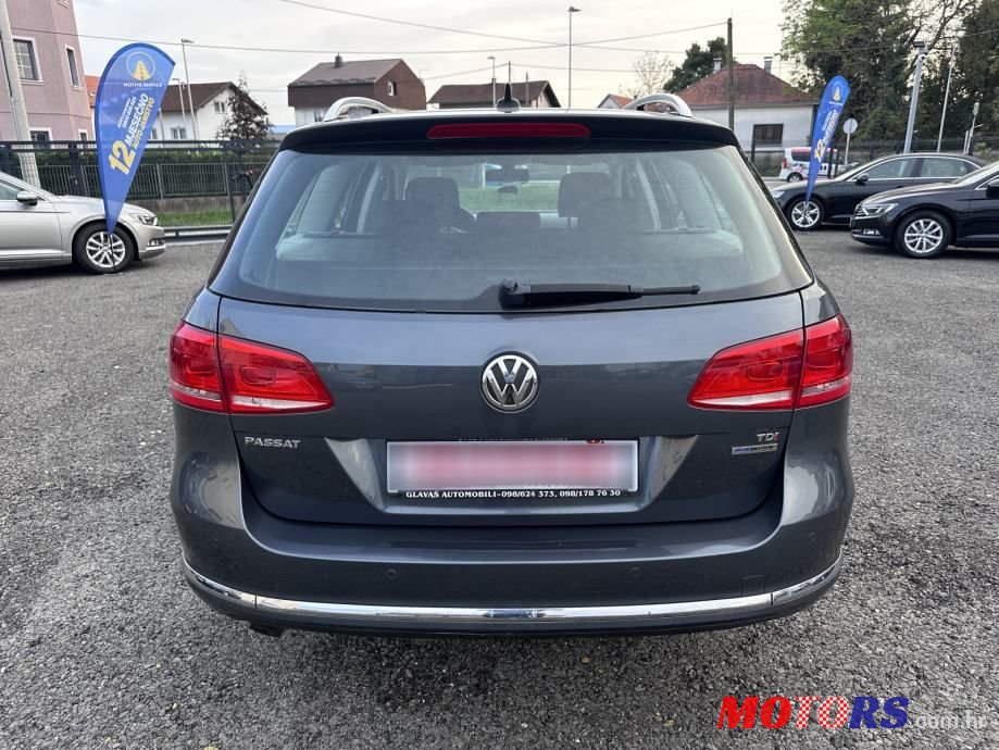 2014' Volkswagen Passat Variant photo #6