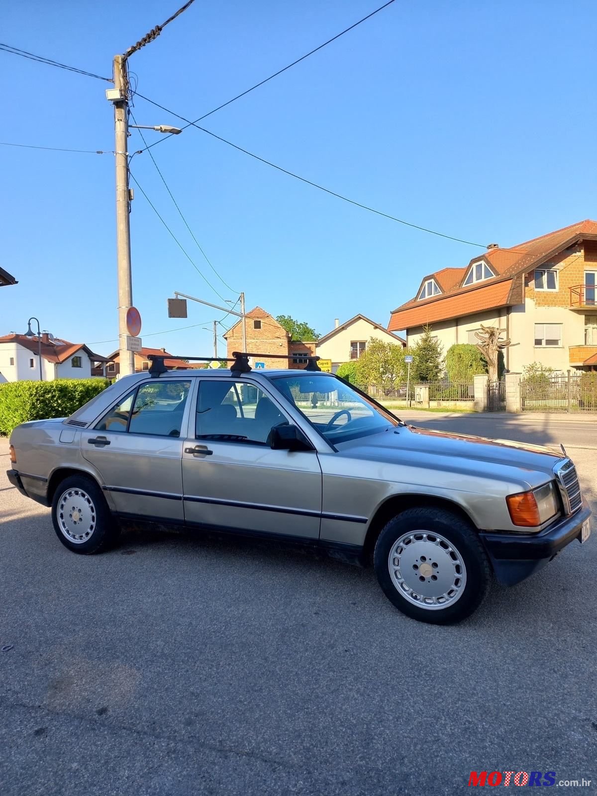 1986' Mercedes-Benz 190 D photo #3