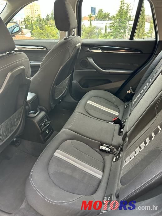 2017' BMW X1 Sdrive18D photo #5