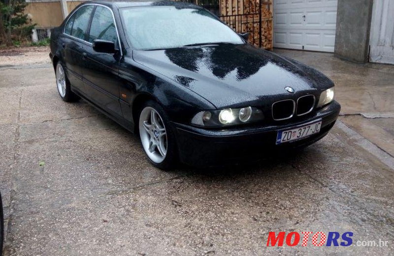2000' BMW 5 Series 525D photo #1