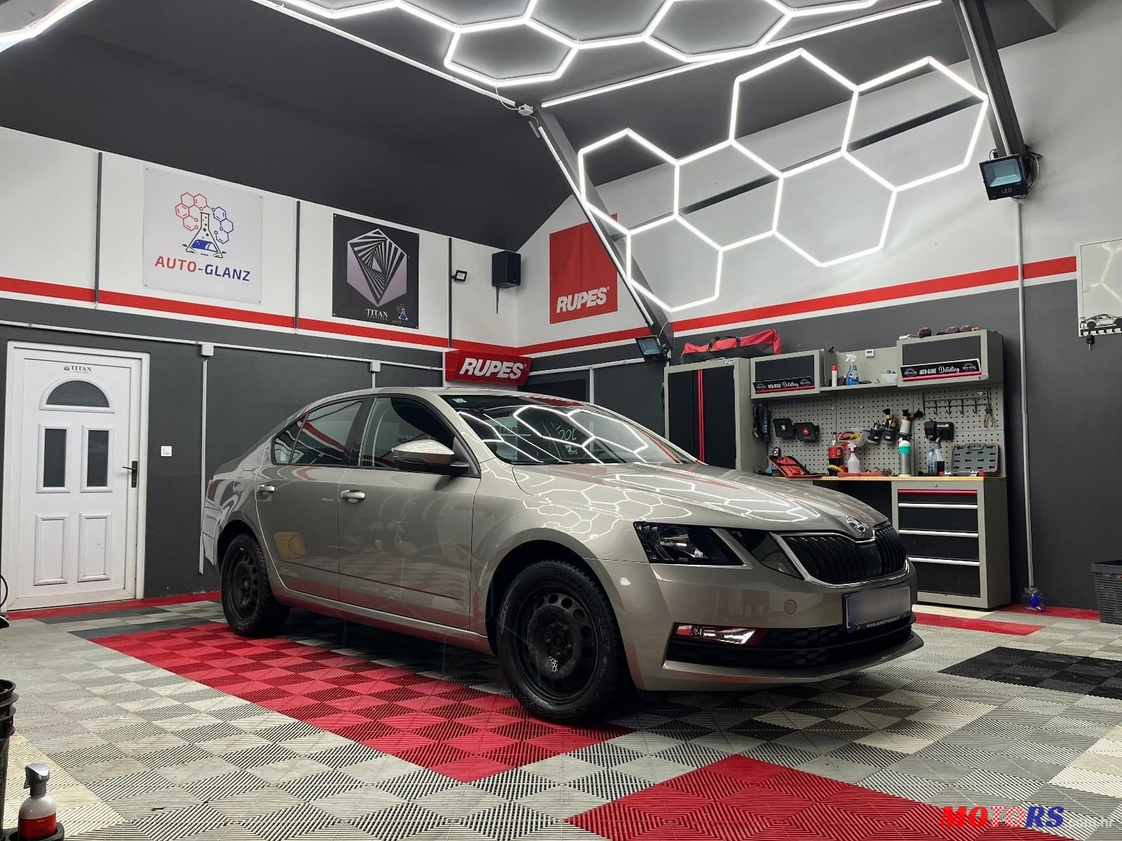 2018' Skoda Octavia 1,6 Tdi photo #1