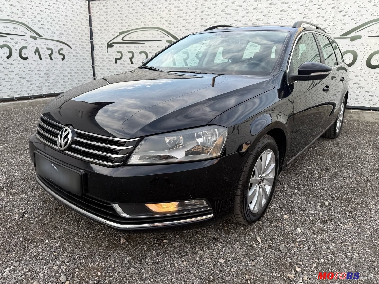 2012' Volkswagen Passat Variant photo #4