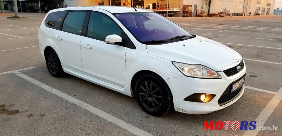 2009' Ford Focus Karavan photo #2