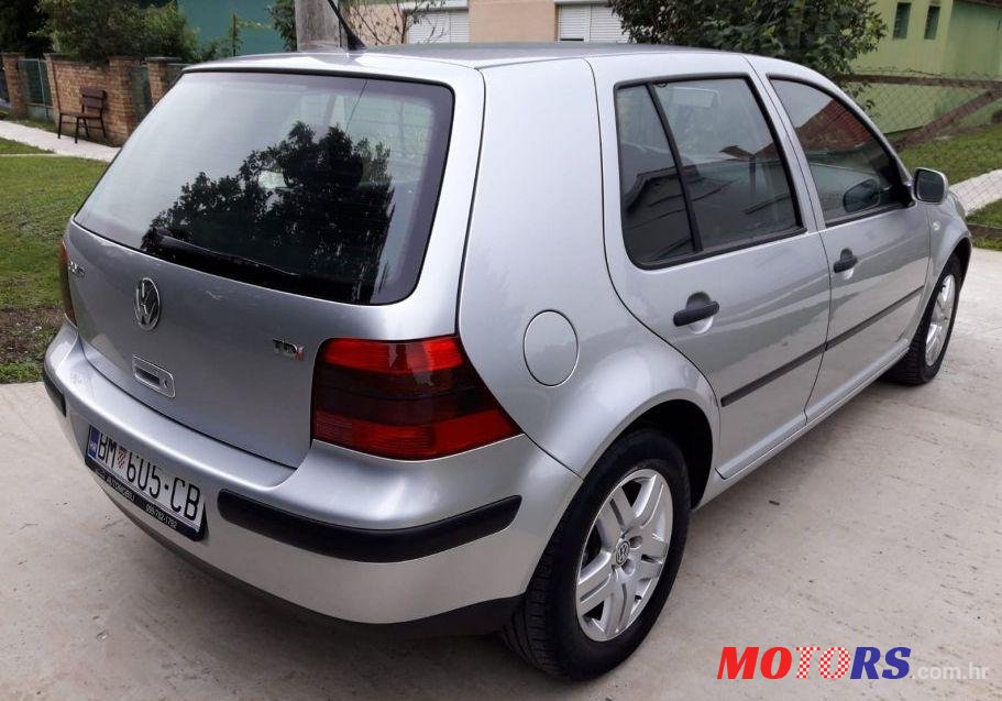 2003' Volkswagen Golf IV 1,9 Tdi photo #2