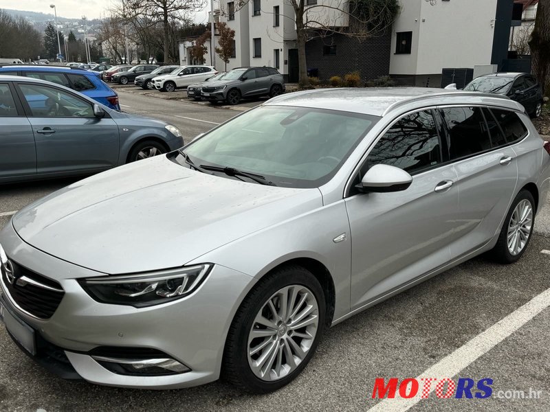 2018' Opel Insignia Karavan photo #1