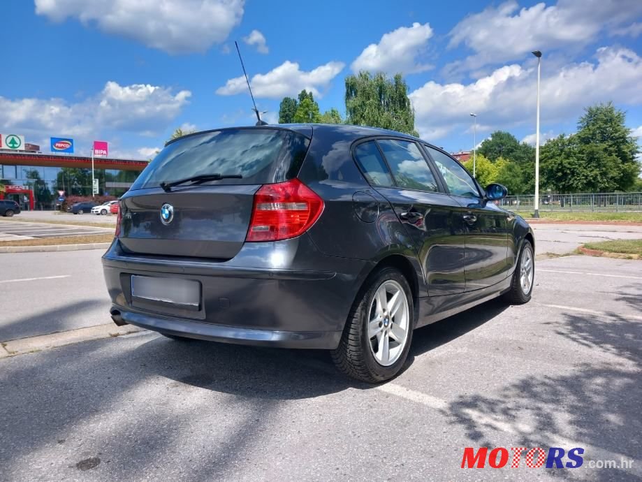 2008' BMW Serija 1 118D photo #4