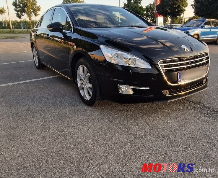 2013' Peugeot 508 Hybrid4 2,0 Hdi photo #1