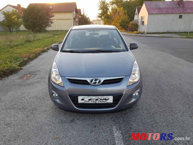 2012' Hyundai i20 1,2 photo #2