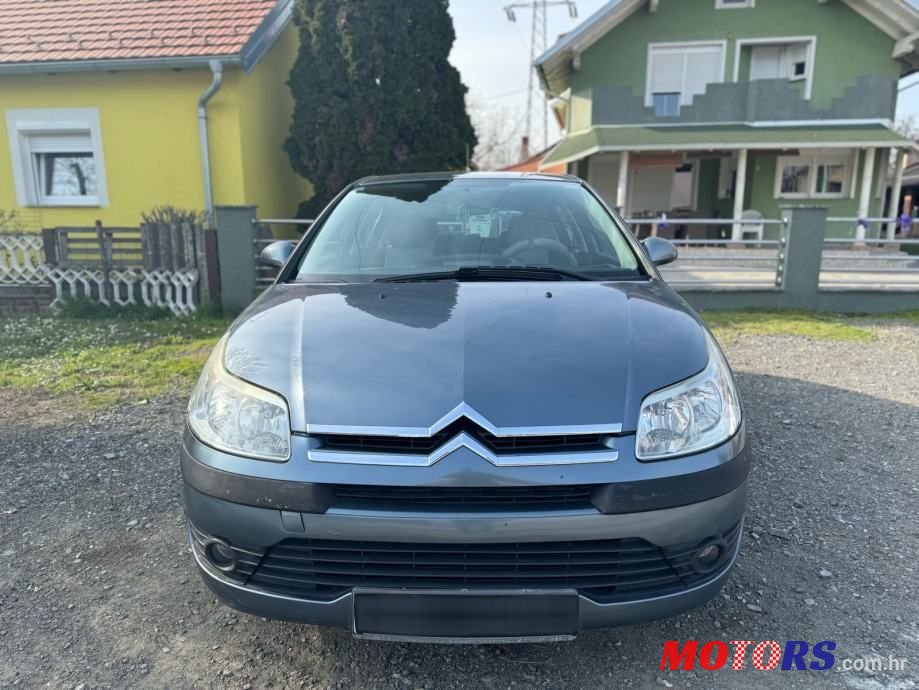 2008' Citroen C4 1,4 I 16V Sx photo #1