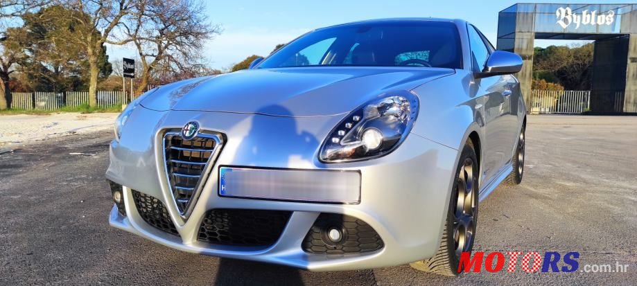 2012' Alfa Romeo Giulietta 2,0 D. N. A photo #1