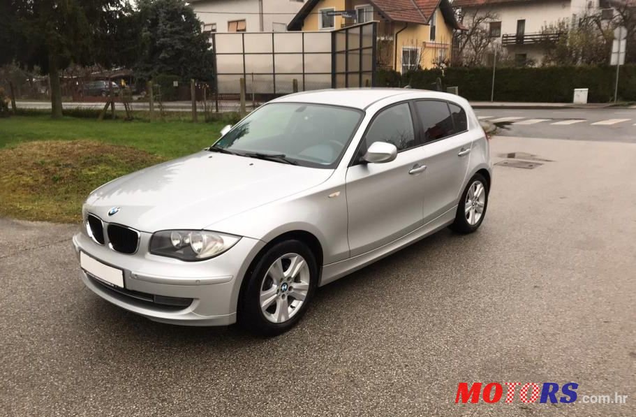 2011' BMW Serija 1 116D Sport photo #1