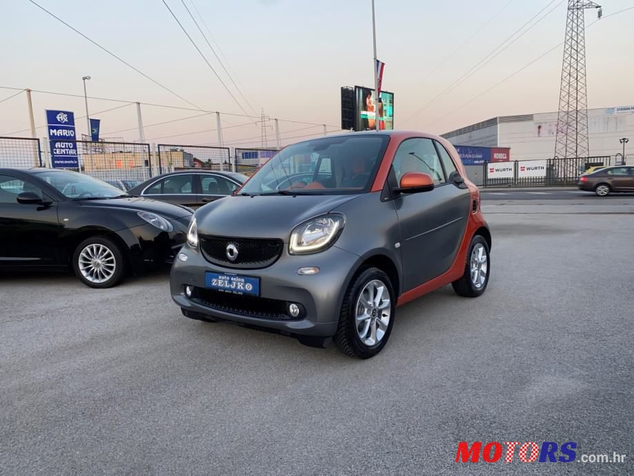 2015' Smart Fortwo photo #1