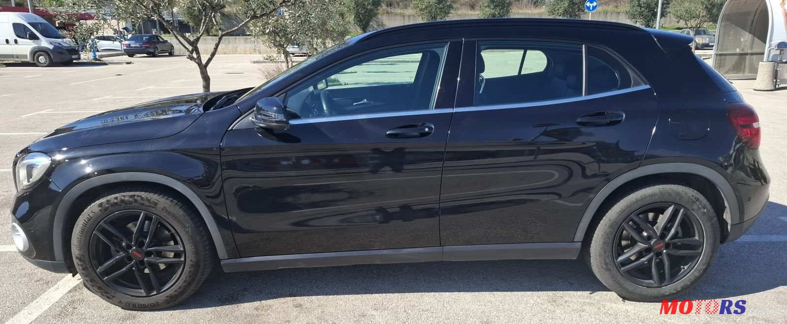 2017' Mercedes-Benz GLA 200 D photo #4