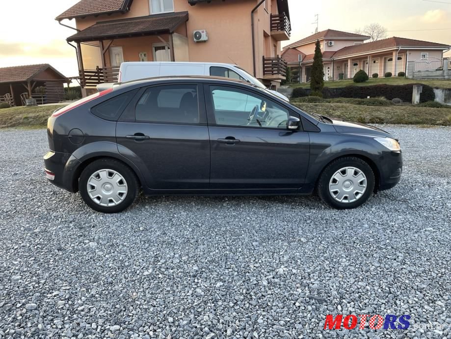 2011' Ford Focus Karavan photo #2