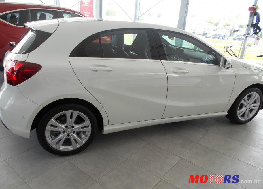 2017' Mercedes-Benz A-Klasa 180 D photo #2