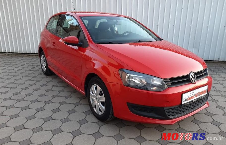 2010' Volkswagen Polo 1,6 Tdi photo #1