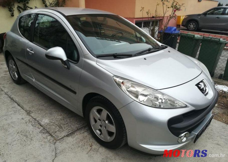 2009' Peugeot 207 1,6 Hdi photo #1