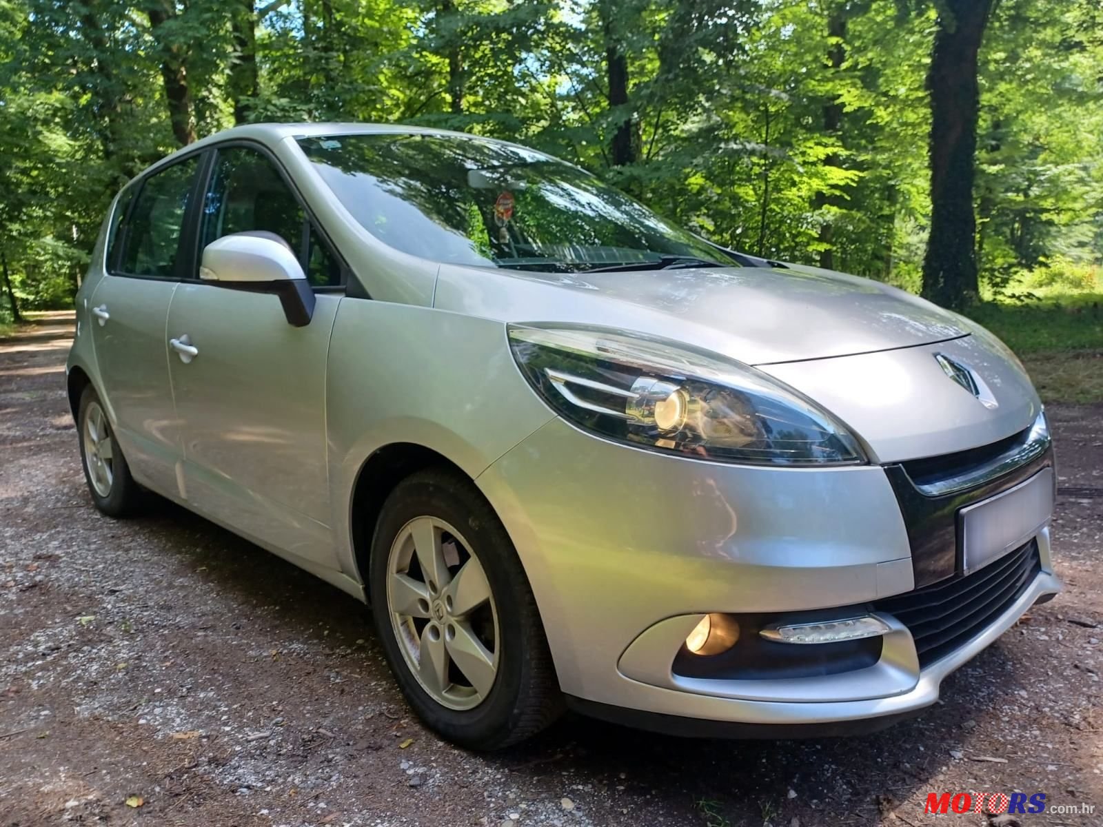 2012' Renault Scenic 1,5 Dci photo #1