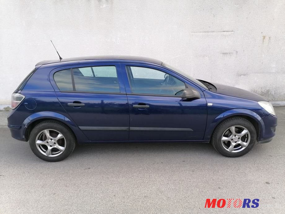 2007' Opel Astra 1,4 16V photo #4