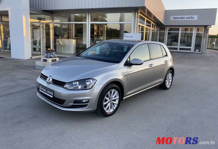 2015' Volkswagen Golf 7 1,6 Tdi Bmt photo #1