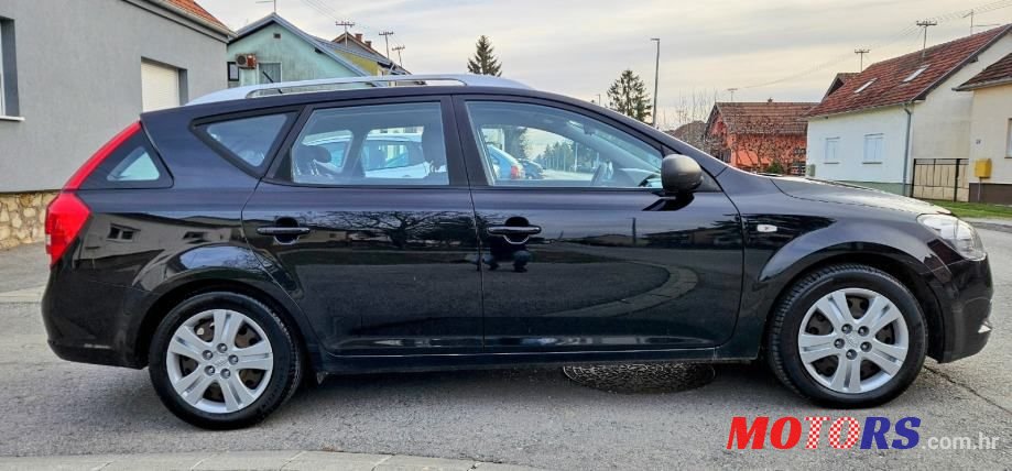 2010' Kia Ceed Sportswagon photo #4