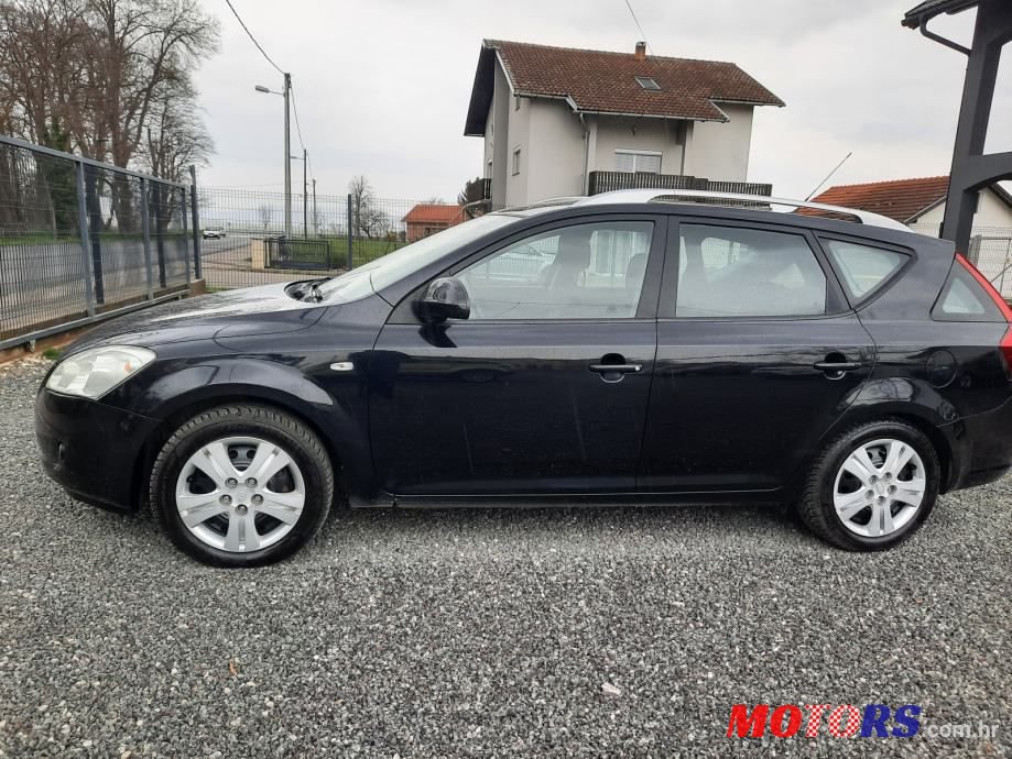 2008' Kia Ceed Sportswagon photo #6