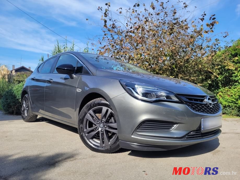 2019' Opel Astra 1,6 photo #1