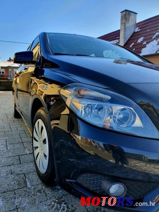 2013' Mercedes-Benz B-Klasa 180 Cdi photo #2