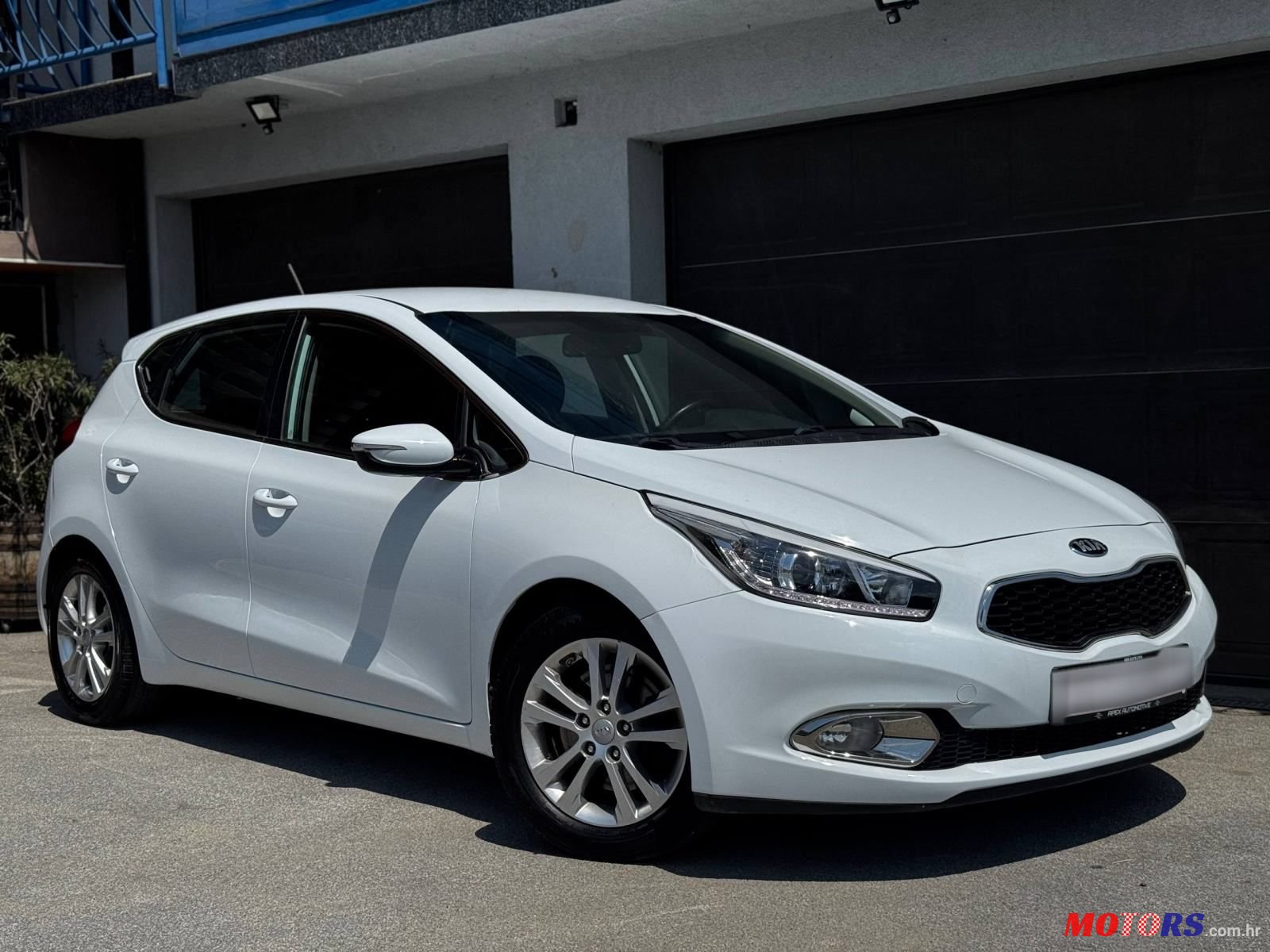 2014' Kia Ceed photo #1