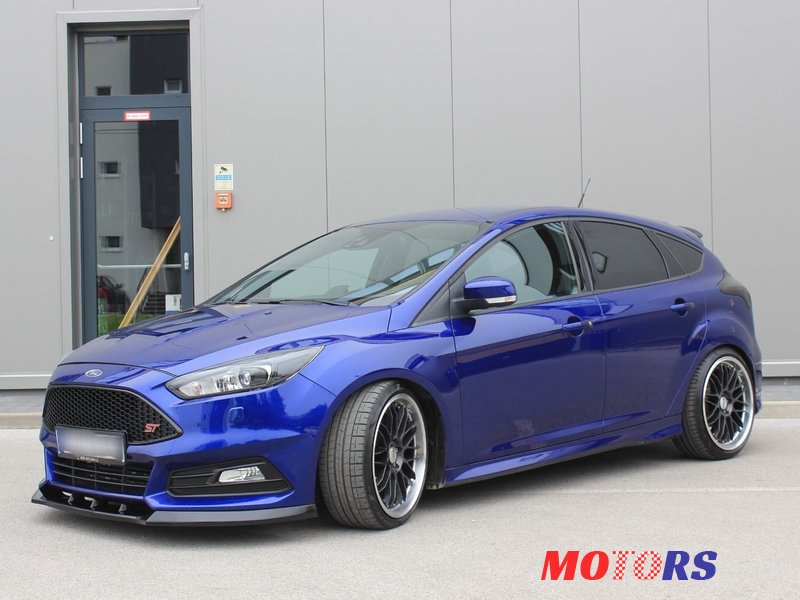 2017' Ford Focus 2,0 photo #5