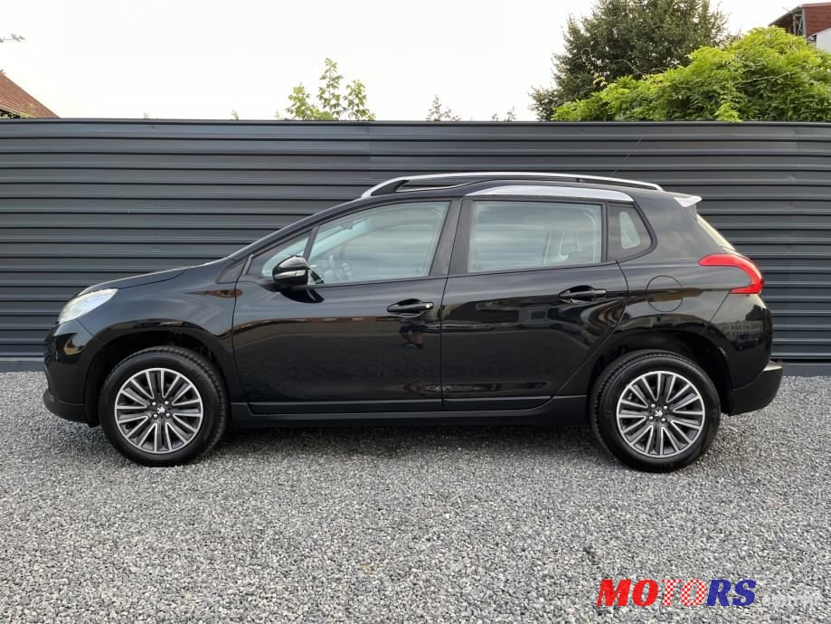 2015' Peugeot 2008 1,2 Vti photo #2