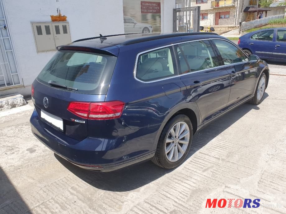 2016' Volkswagen Passat Variant photo #3