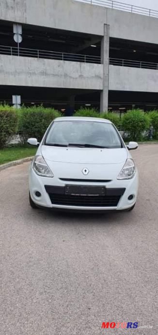 2010' Renault Clio 1,5 Dci photo #3
