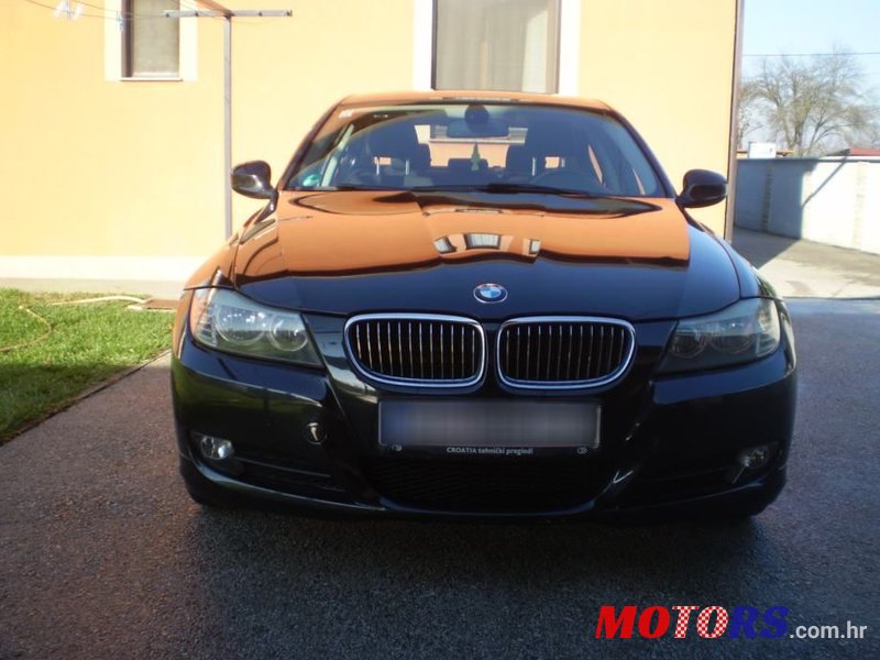 2011' BMW Serija 3 318D photo #3
